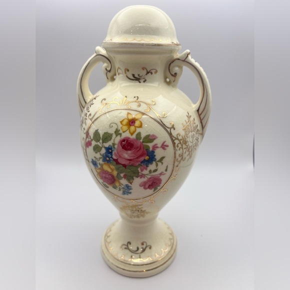 Vintage Japanese Hand painted Floral Porcelain Urn Vase - Picture 5 of 10